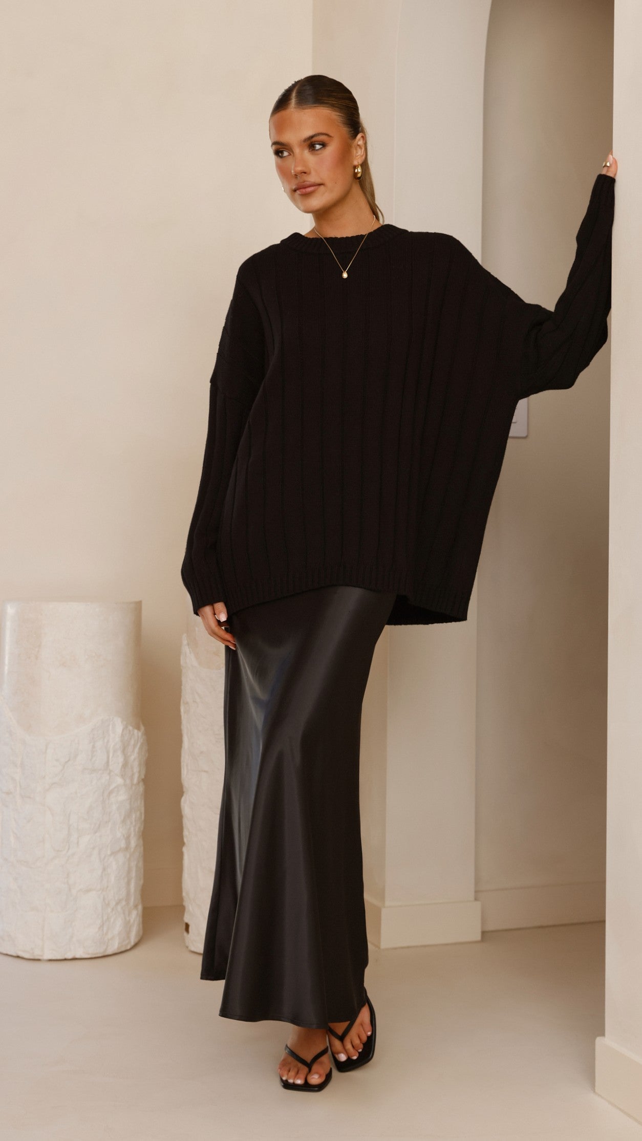 Naiva Oversized Knit - Black