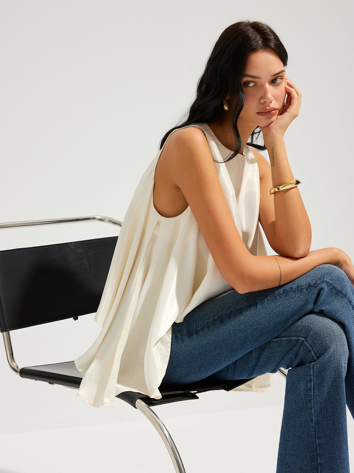 Sleeveless Flowy Asymmetric Ruffled Blouse