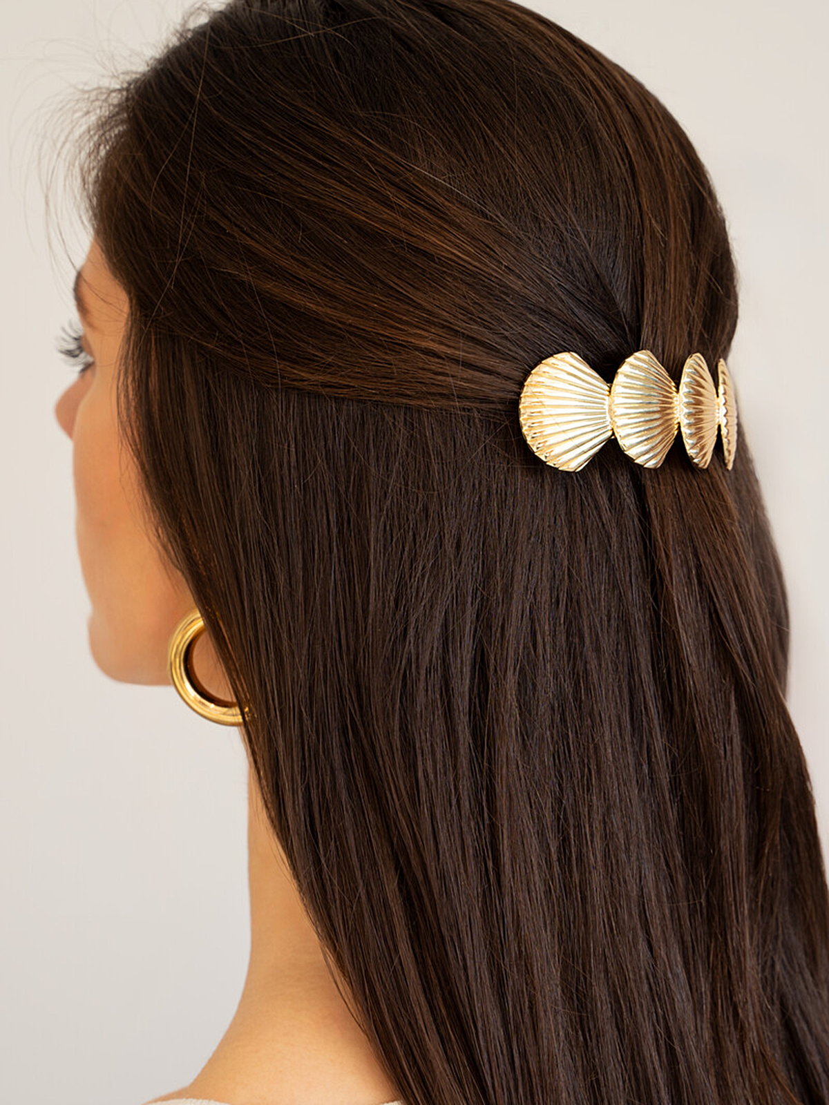 Shell-Shaped Metal Hair Clip