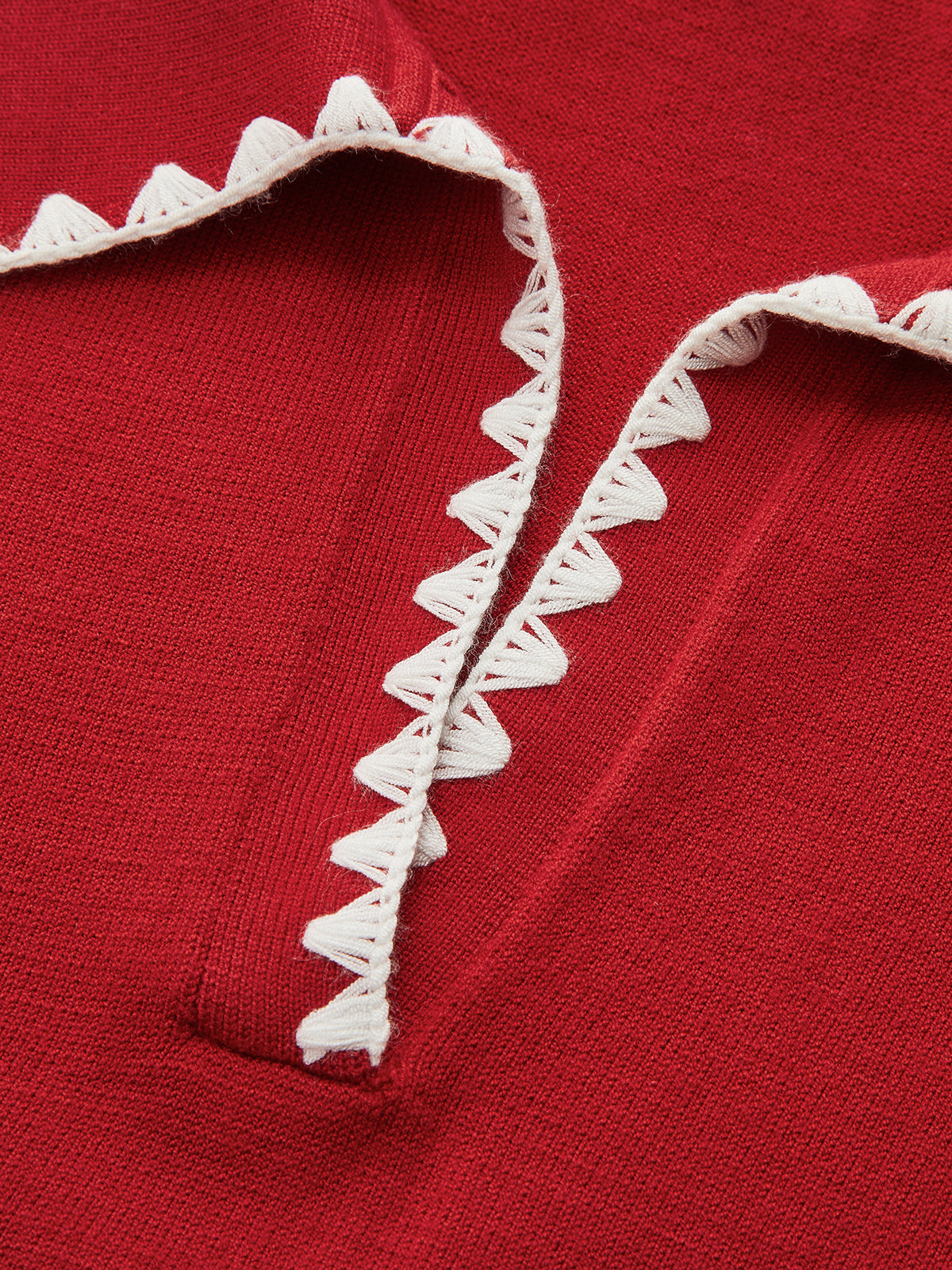 Scallop Trim Collared Short Sleeve Knit Top