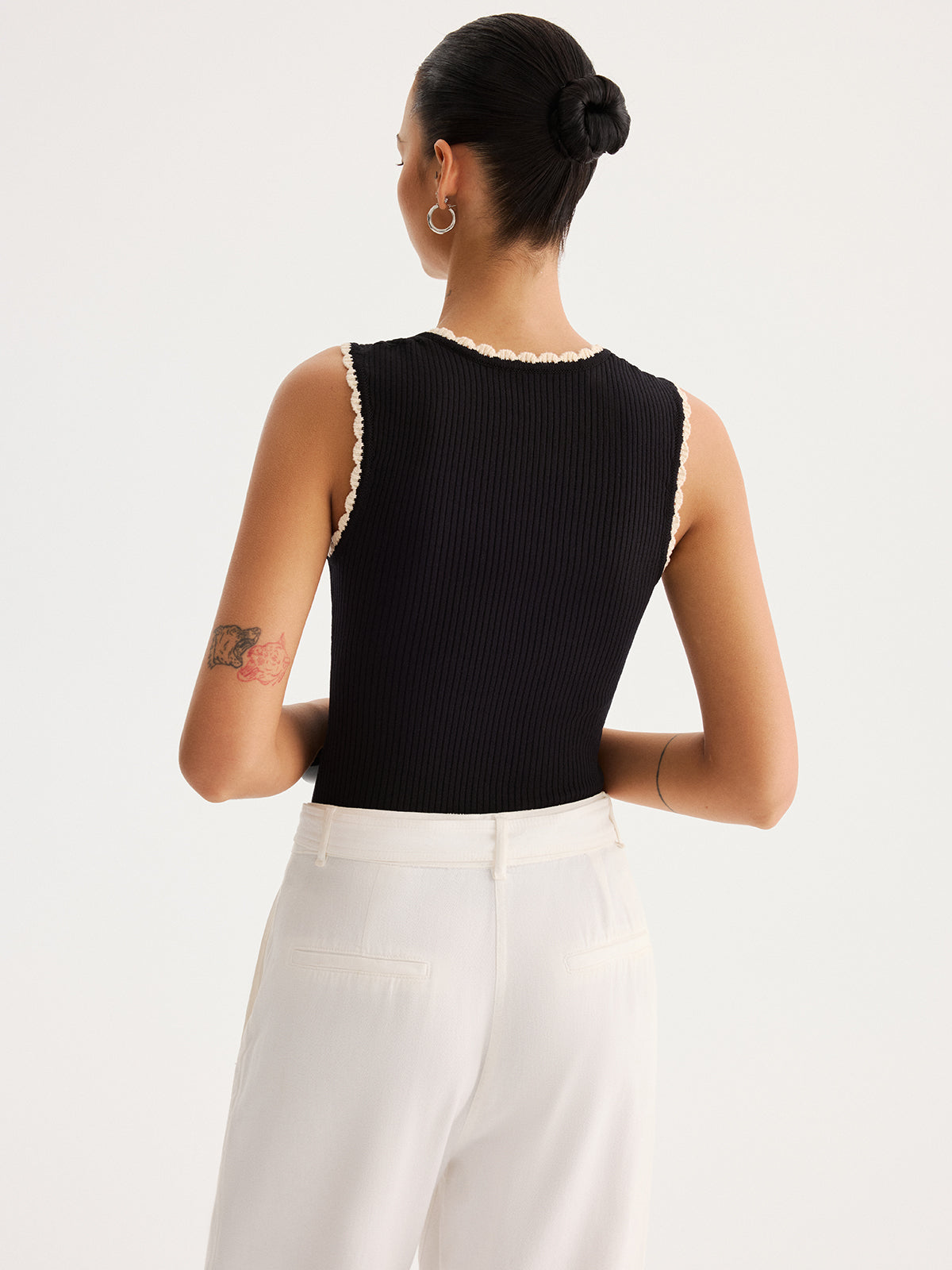Ribbed Scallop Trim Knit Tank Top