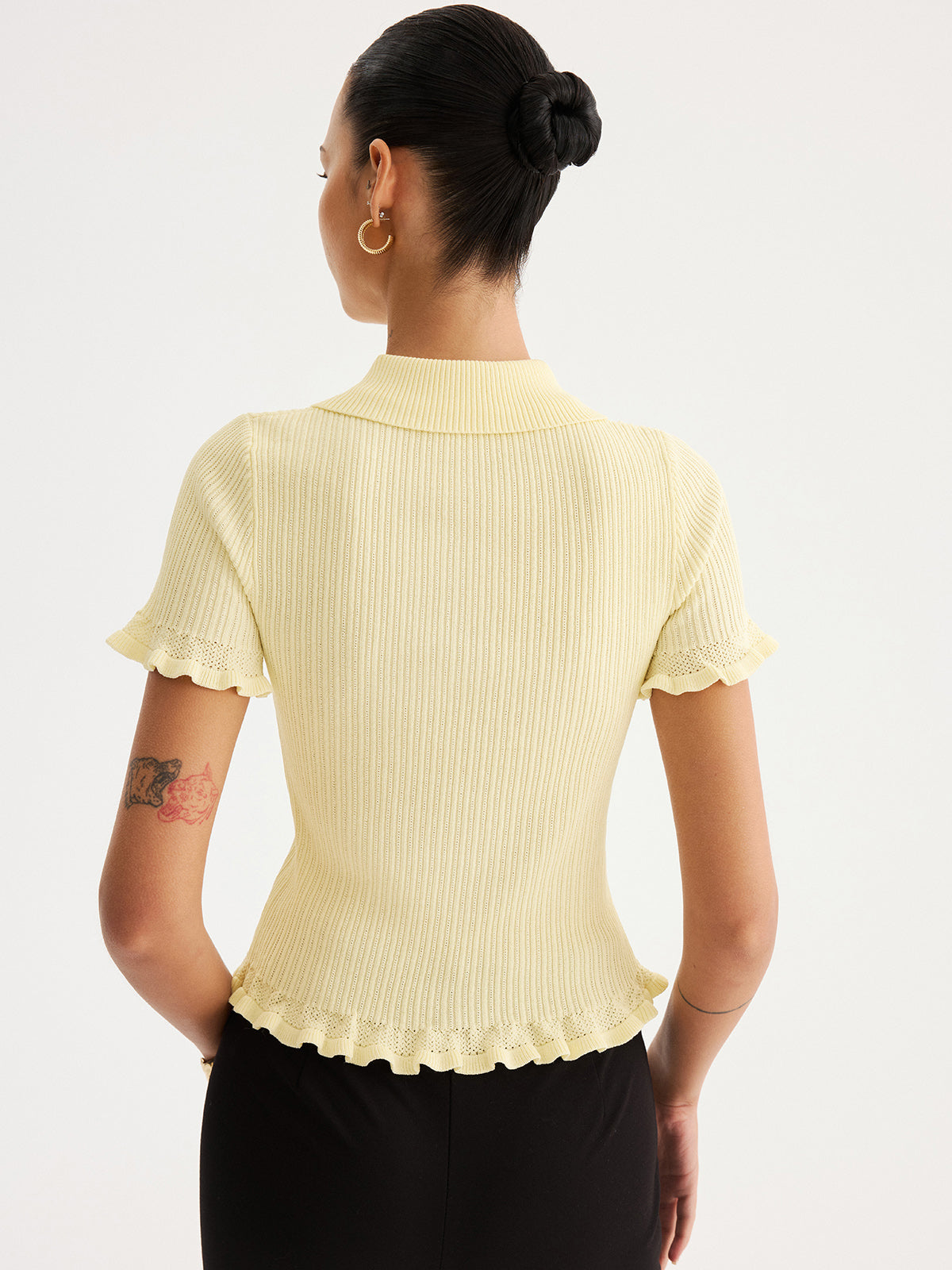 Ruffled Collared Ribbed Knit Top