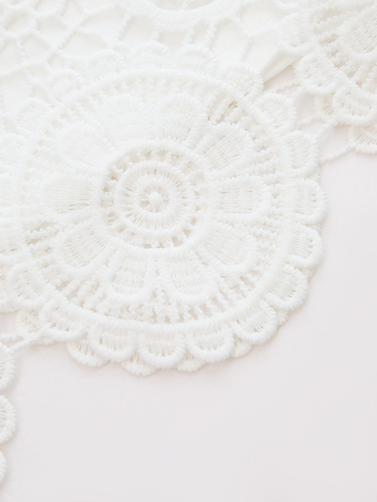 Bow-Back Guipure Lace Sleeveless Top