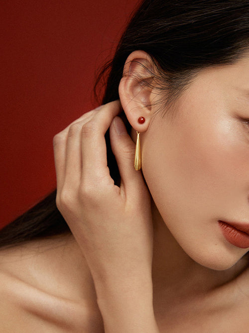 Elegant Teardrop Dangle Earrings