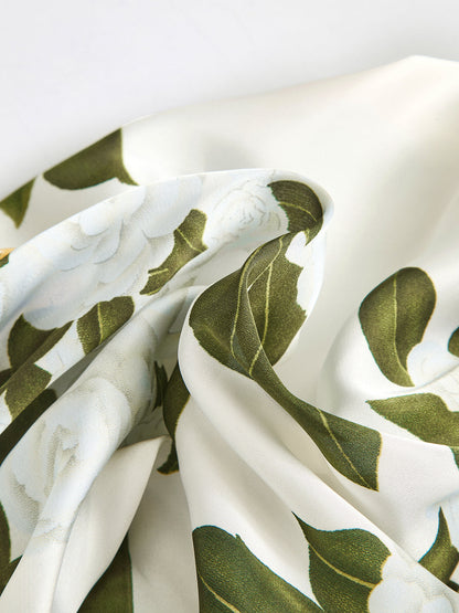 Leaf Print Pearl Magnetic Closure Scarf