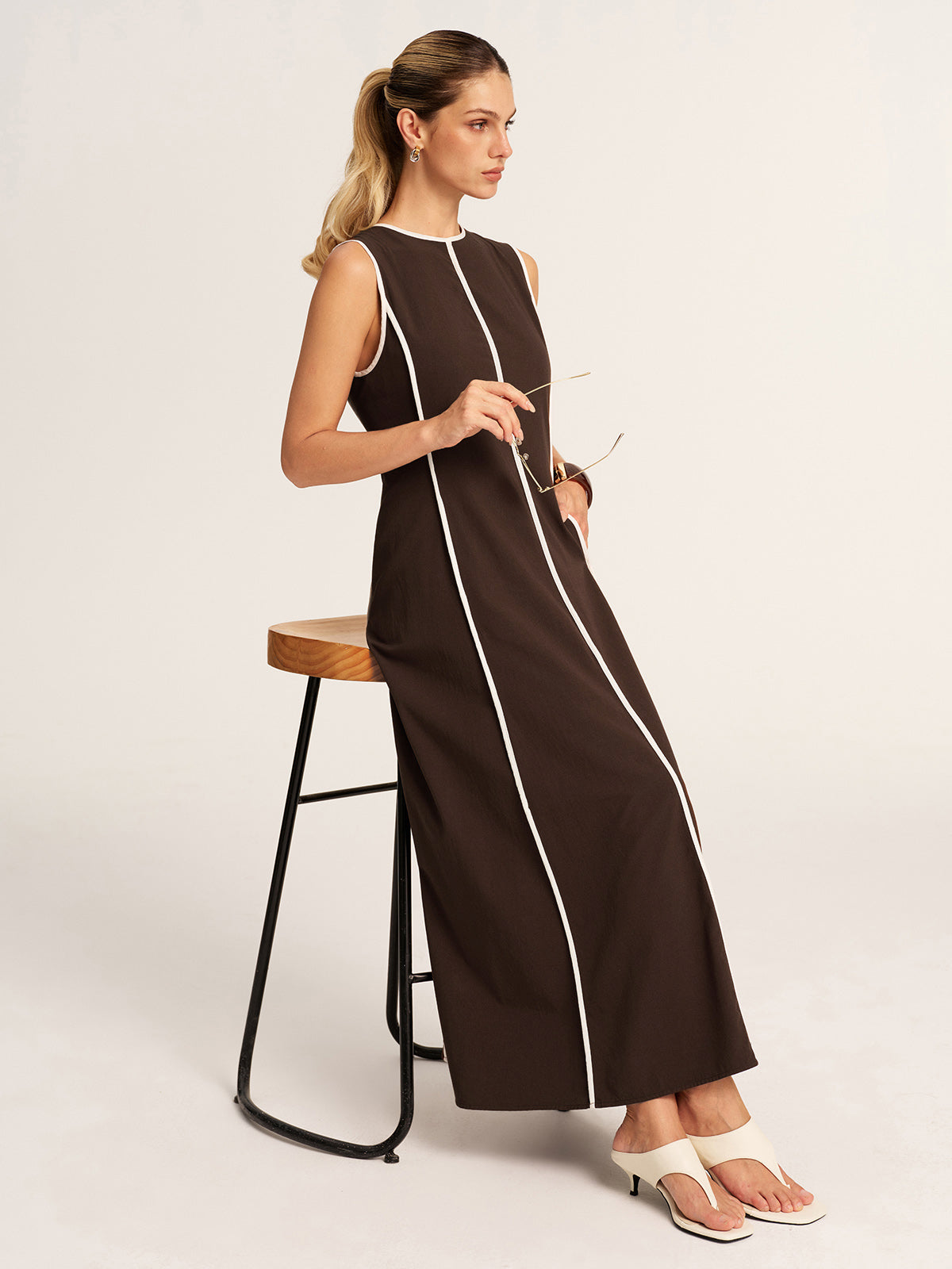 Contrast Piping A-Line Maxi Dress