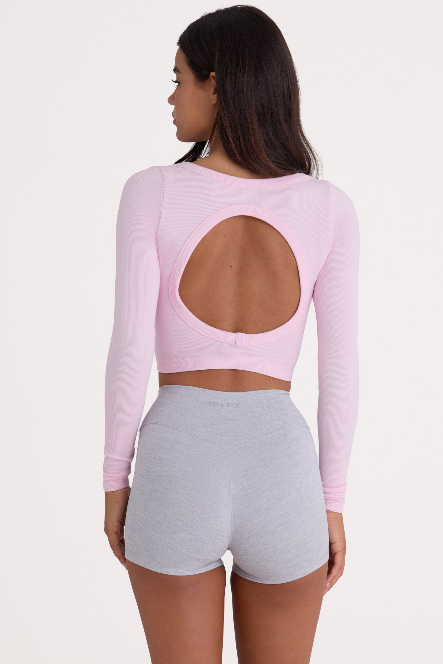 Seamless Soft Rib Cut-Out Crop Top in Powder Pink