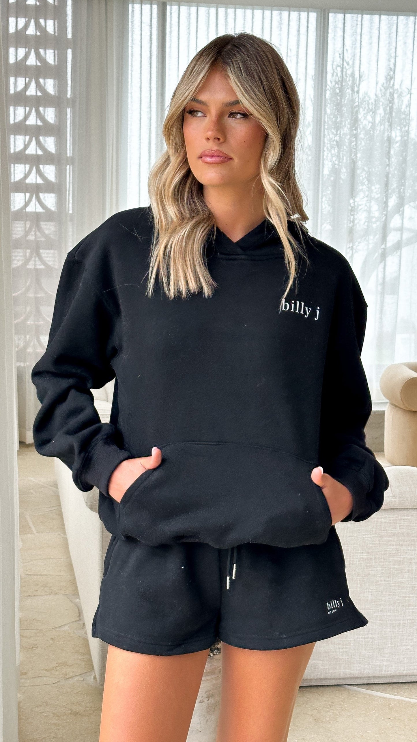 Billy J Hoodie - Black