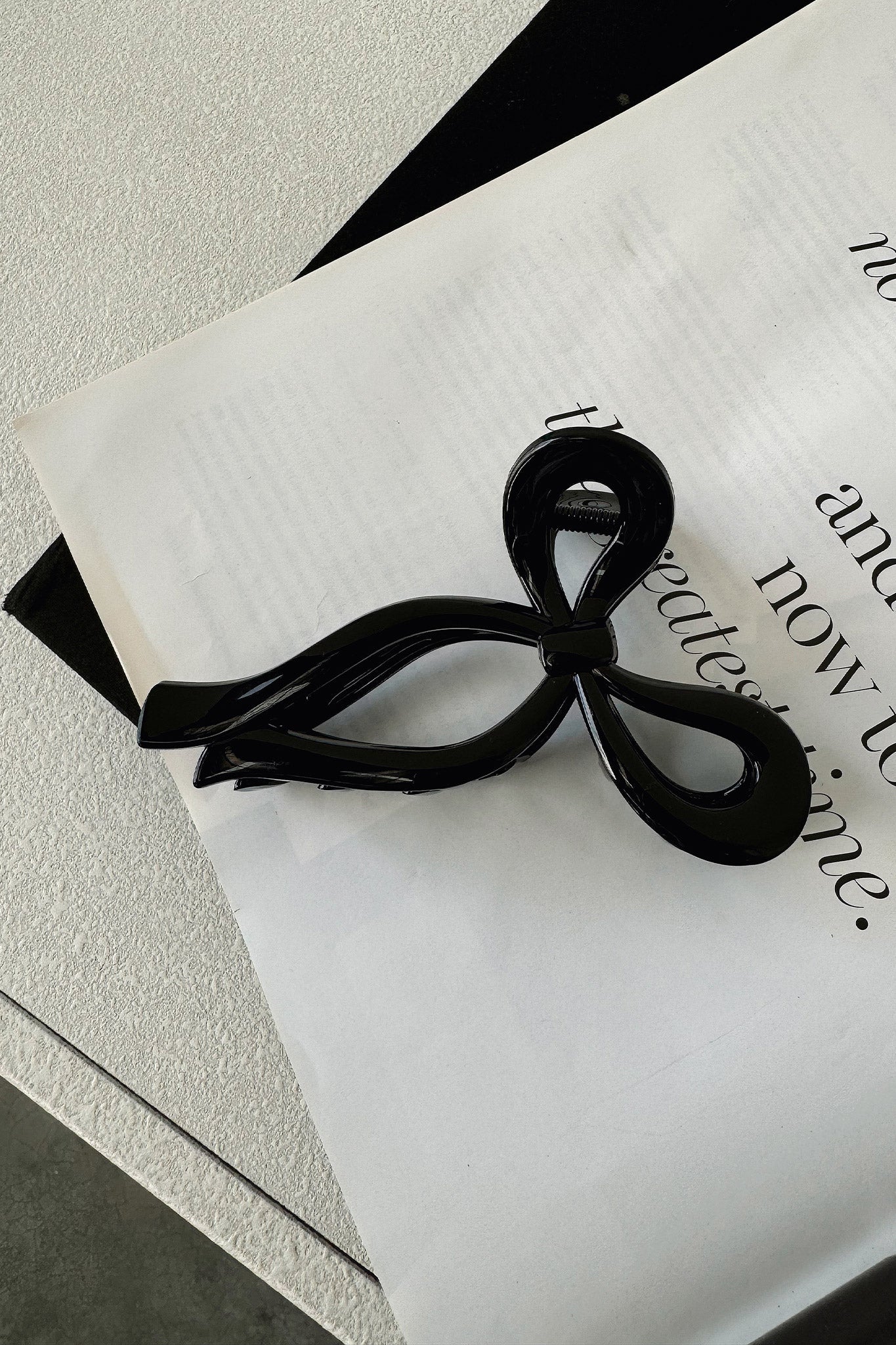 Blaire Claw Clip - Black